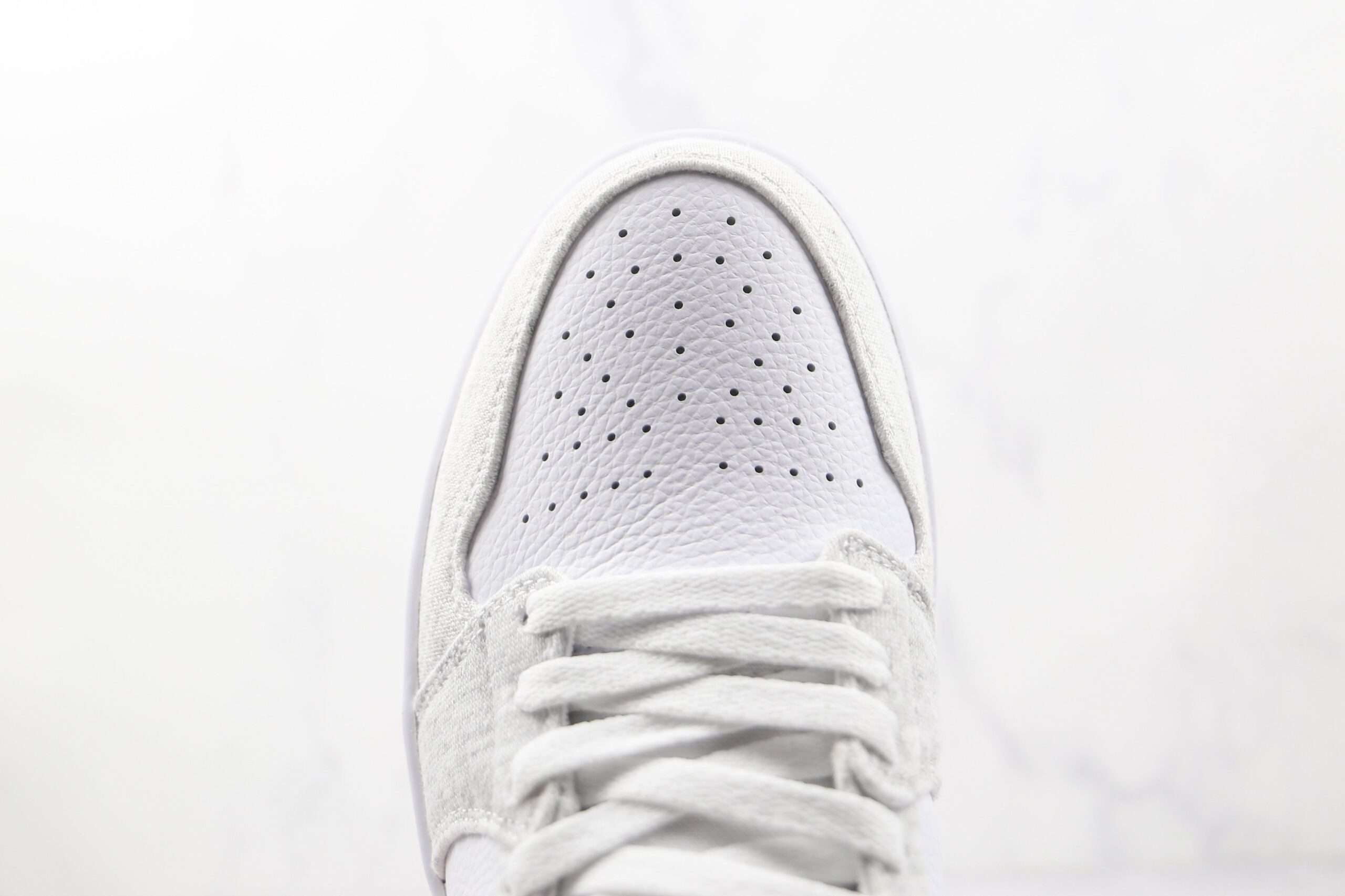 Jordan 1 Mid SE Light Iron Ore - Imagem 3