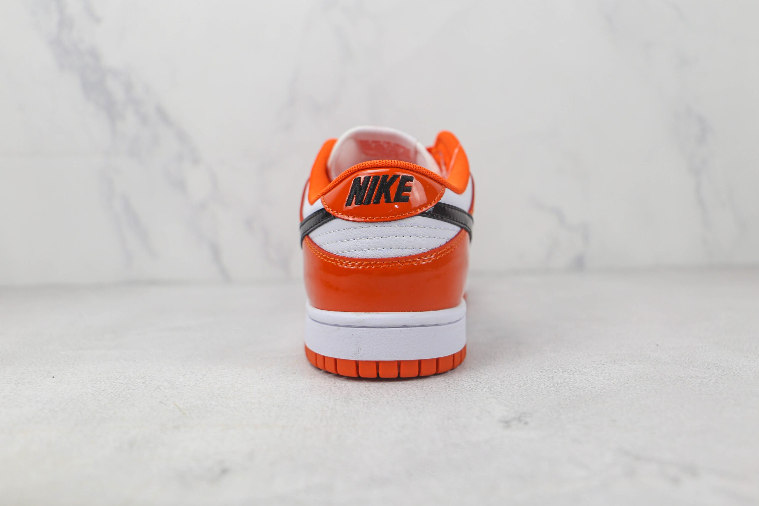 Nike Dunk Low Patent Halloween - Imagem 4