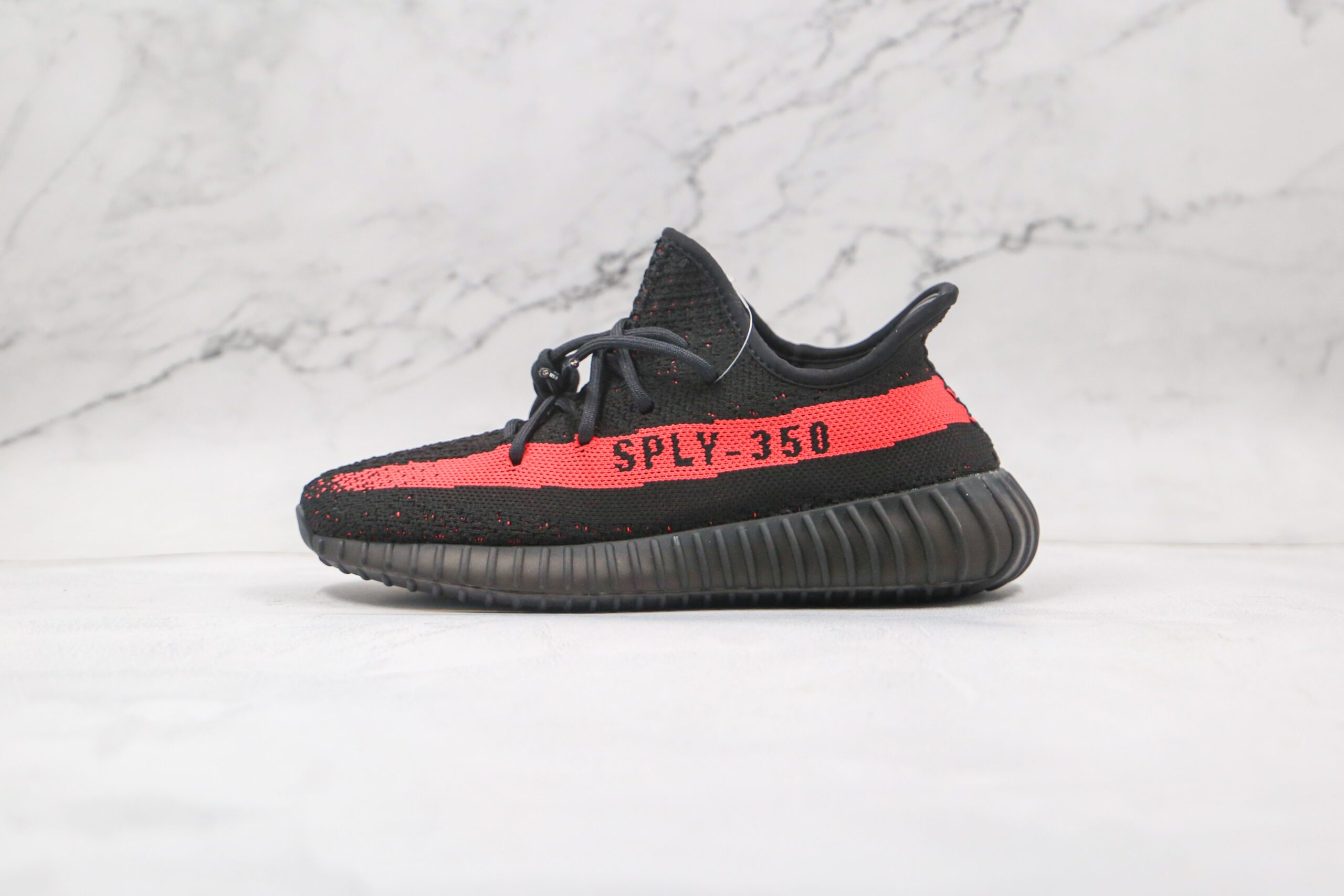 Adidas Yeezy Boost 350 V2 Core Black Red - Imagem 2