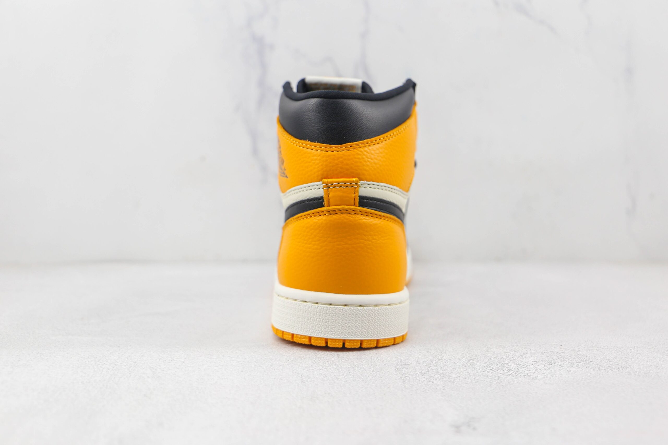 Jordan 1 Retro High Taxi Yellow Toe - Imagem 5