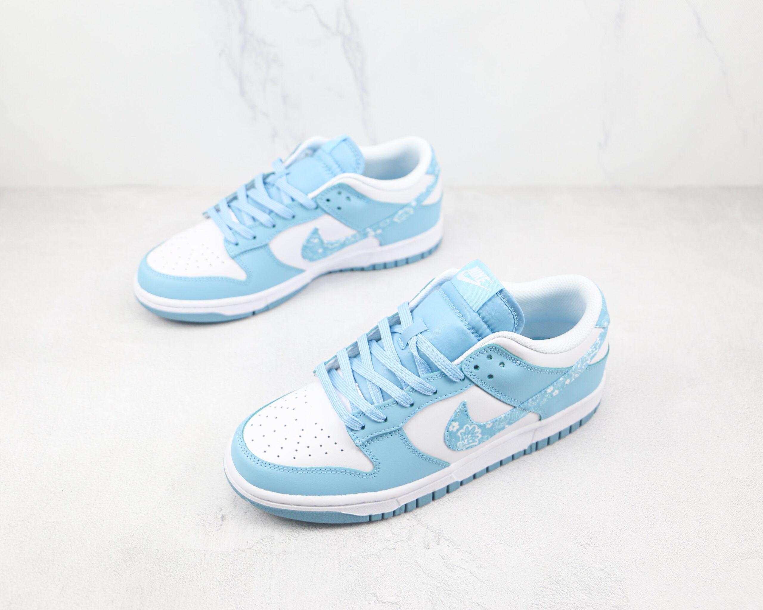 Nike Dunk Low Essential Paisley Pack Worn - Imagem 6