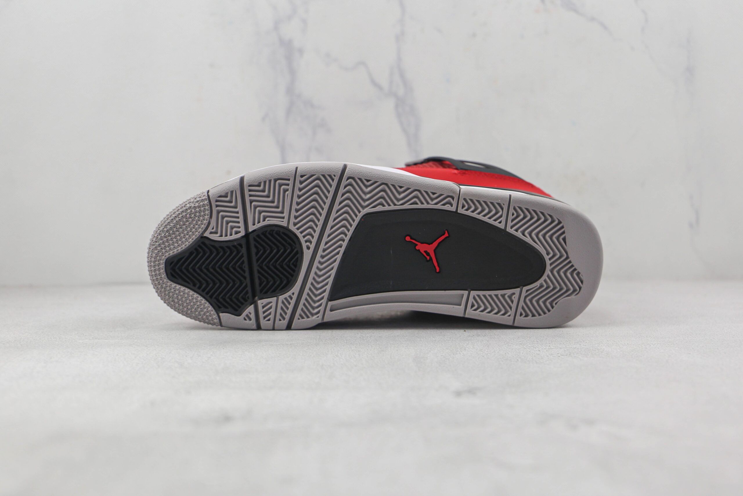 Jordan 4 Retro Toro Bravo - Imagem 5