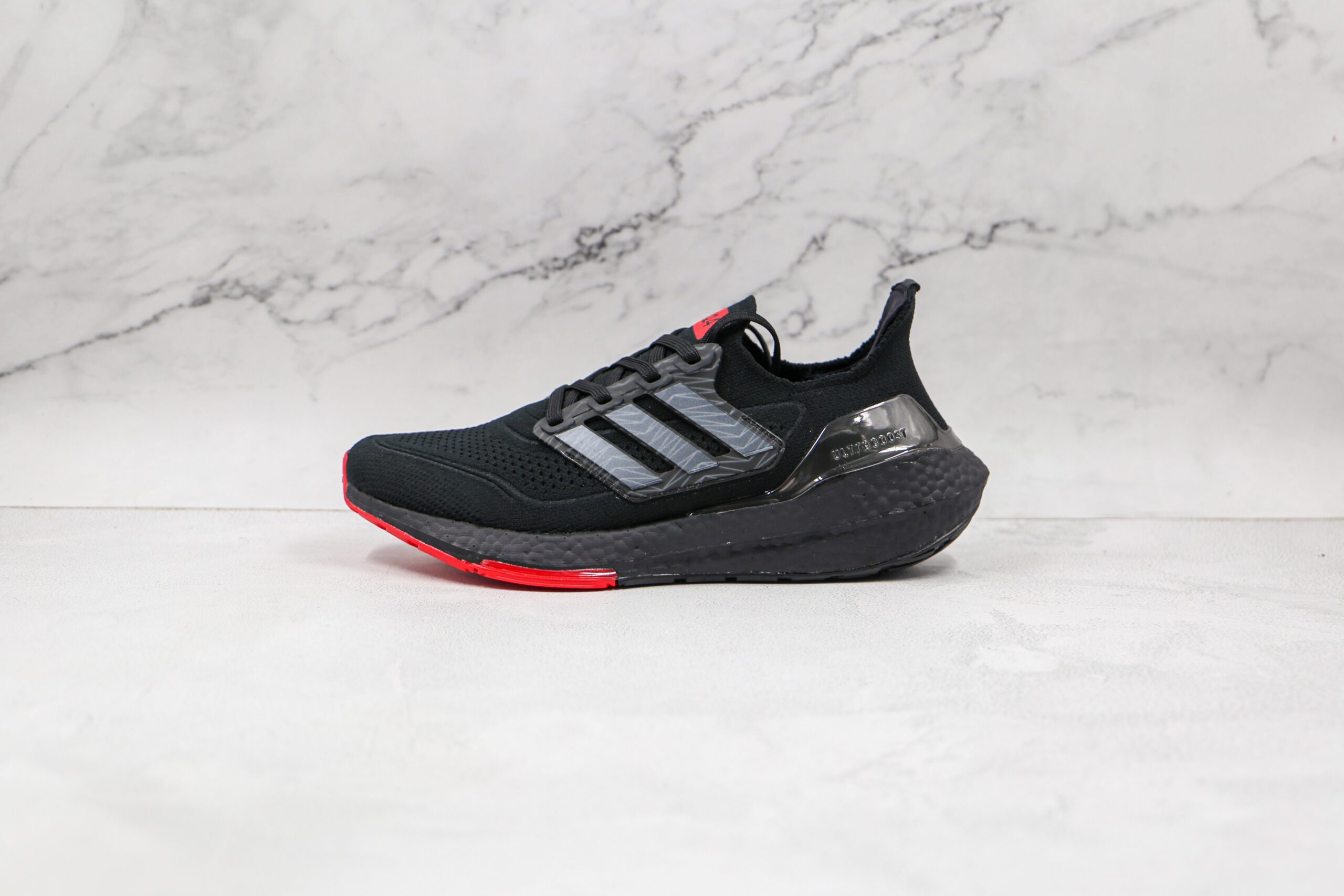 Adidas Ultraboost 21 424 Arsenal - Imagem 2