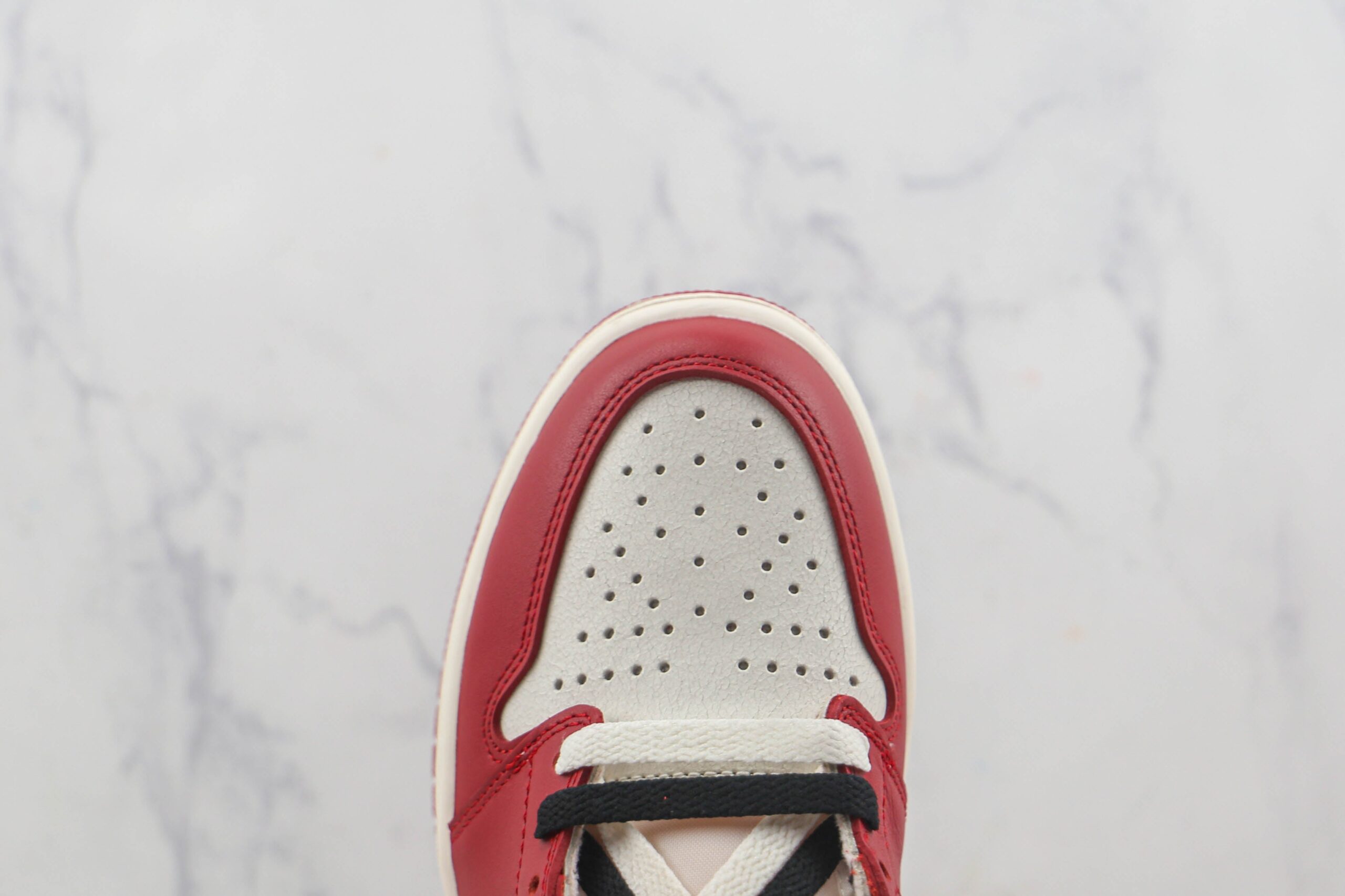 Jordan 1 Retro High Chicago Lost and Found - Imagem 3