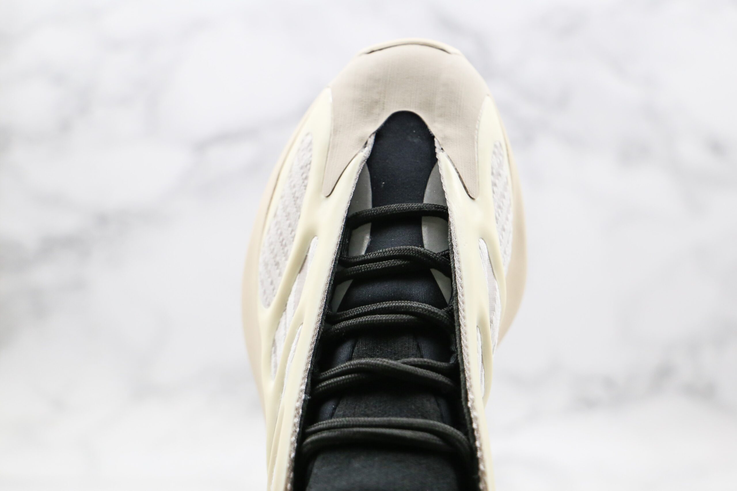 Adidas Yeezy Boost 700 V3 Azael - Imagem 4