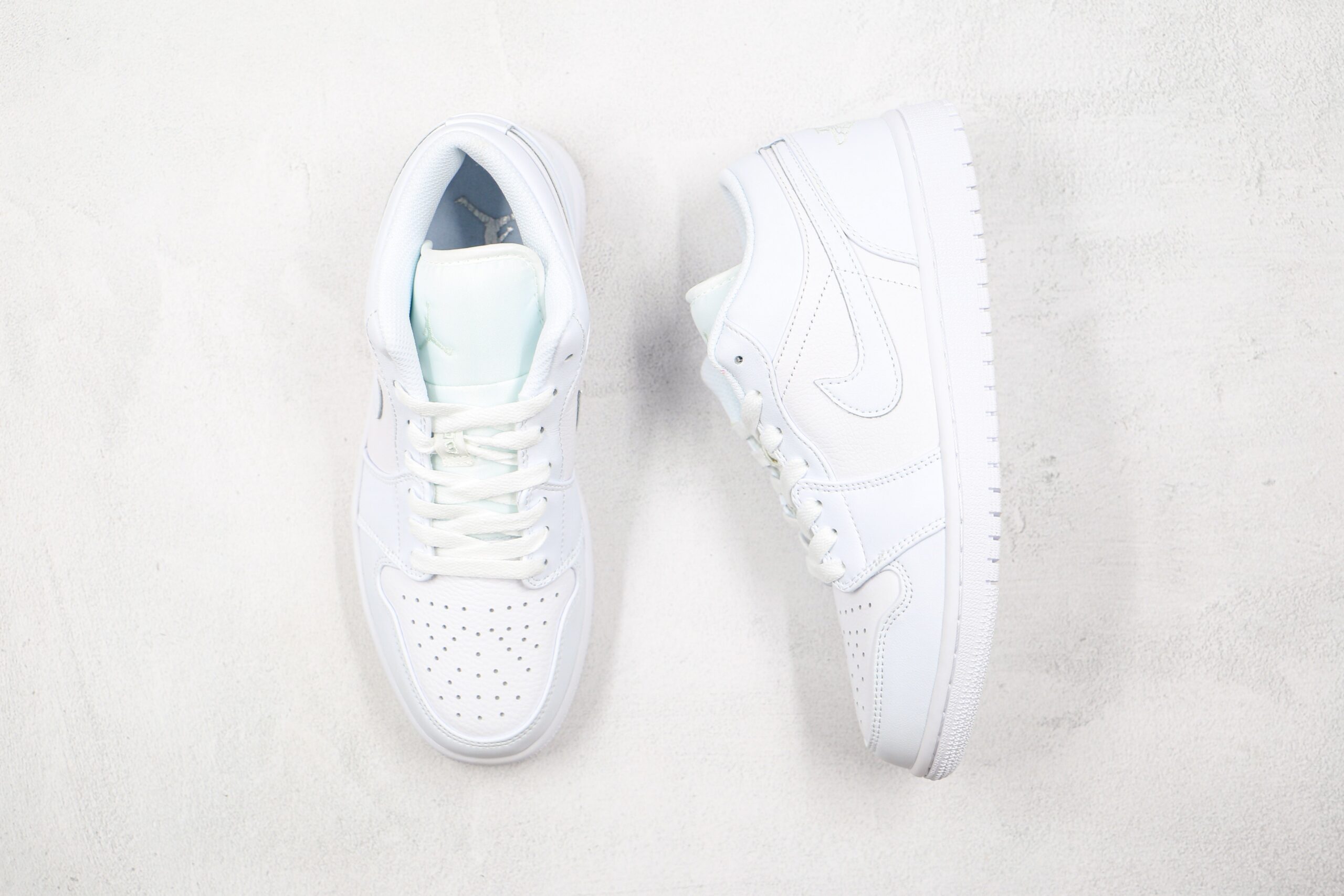 Jordan 1 Low Triple White - Imagem 4