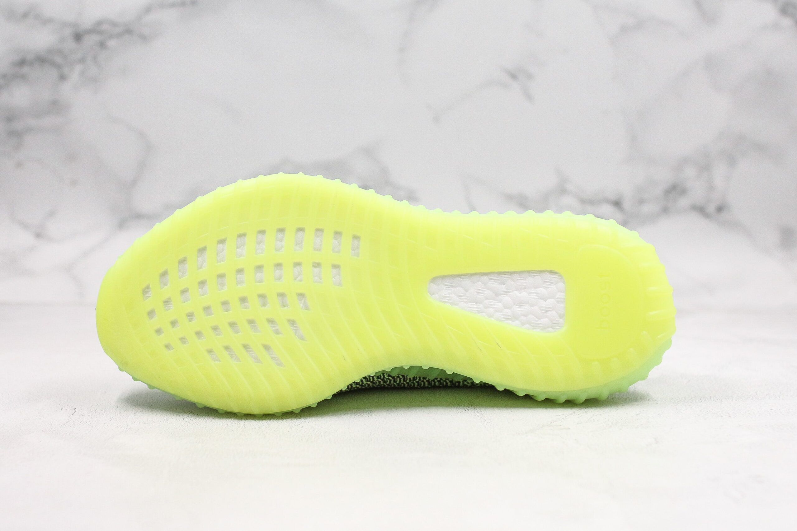 Adidas Yeezy Boost 350 V2 Yeezreel (Non-Reflective) - Imagem 5