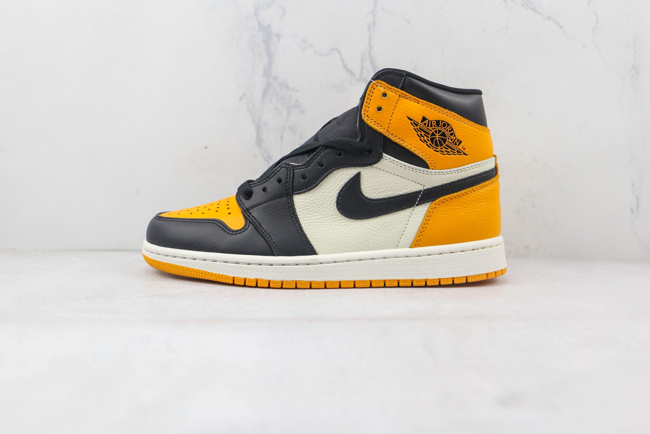 Jordan 1 Retro High Taxi Yellow Toe - Imagem 2