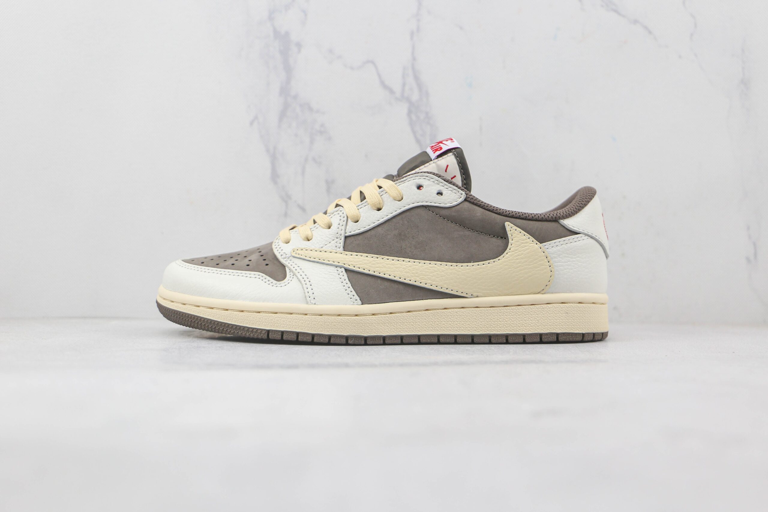 Jordan 1 Low Reverse Mocha Travis Scott - Imagem 2