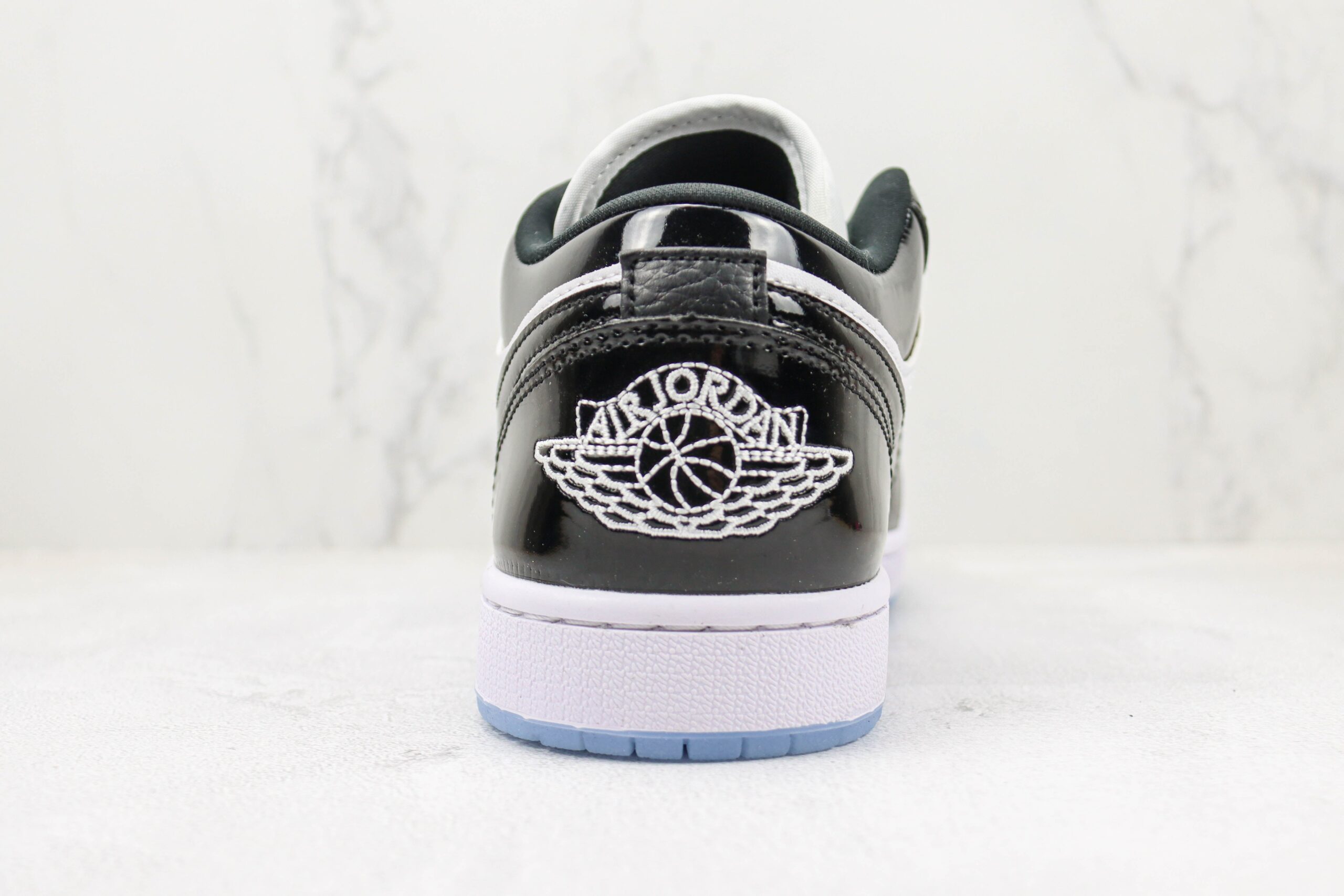 Jordan 1 Low SE Concord - Imagem 5
