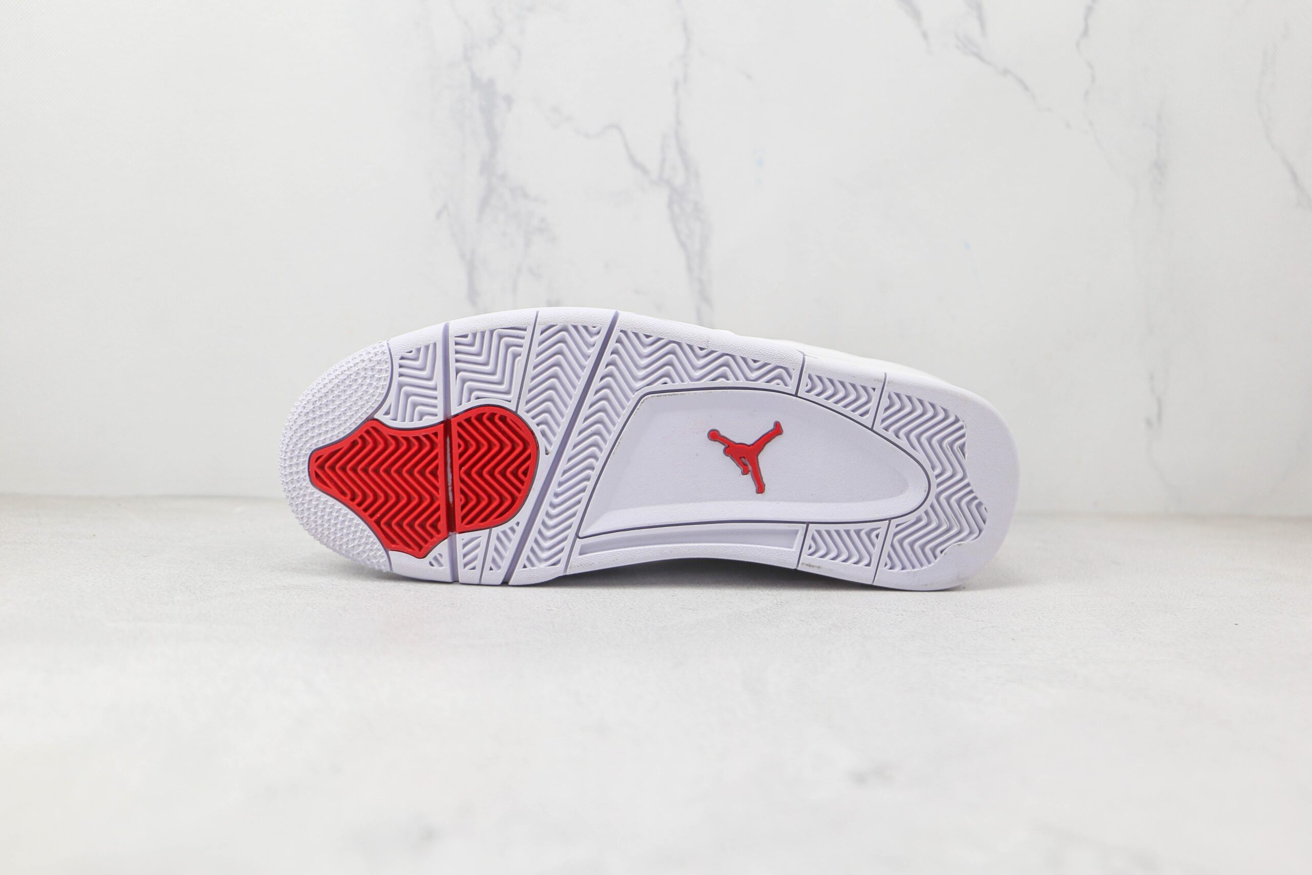 Jordan 4 Retro Metallic Red - Imagem 4